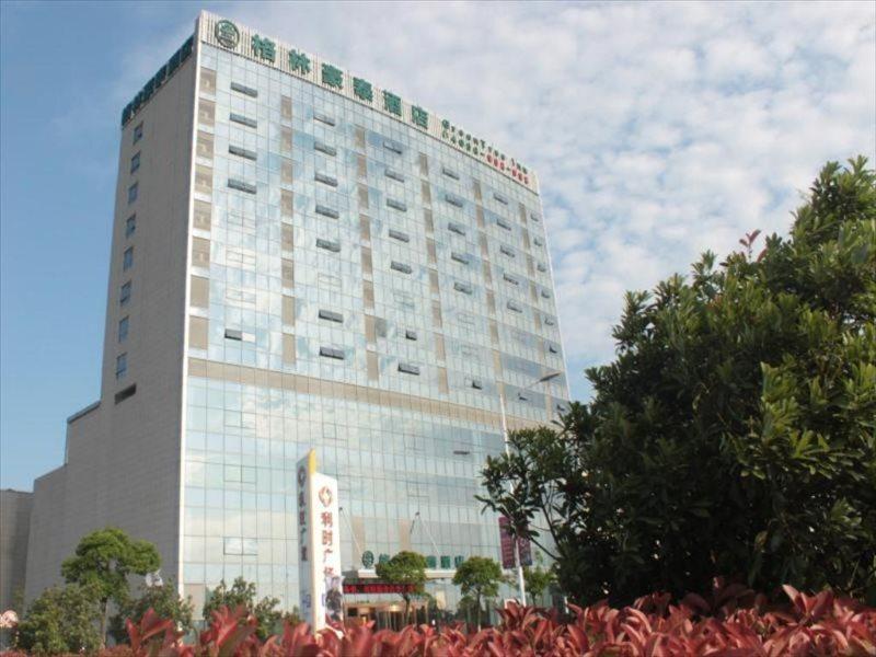 Greentree Inn Ningbo Hangzhou Bay New Area Advantage Plaza Hotel Exterior photo